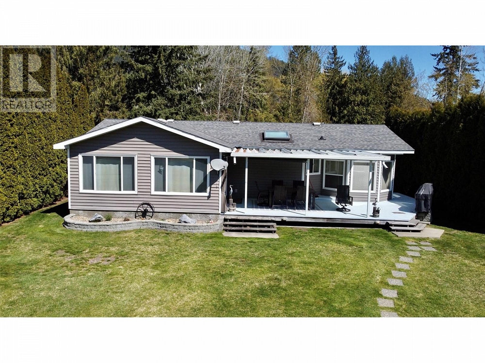 1448 Silver Sands Road Sicamous Photo 11